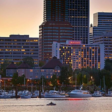 Готель Portland Marriott Downtown Waterfront Екстер'єр фото