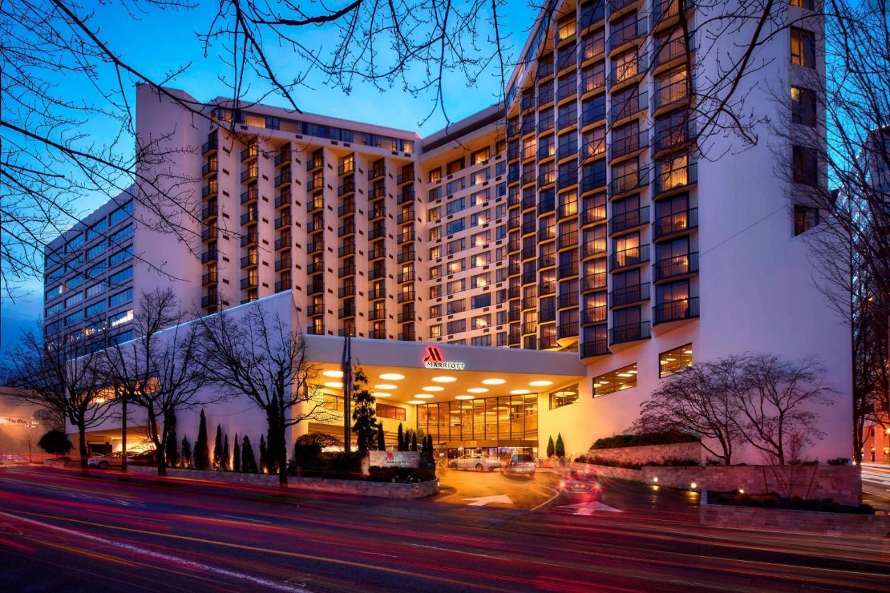 Готель Portland Marriott Downtown Waterfront Екстер'єр фото