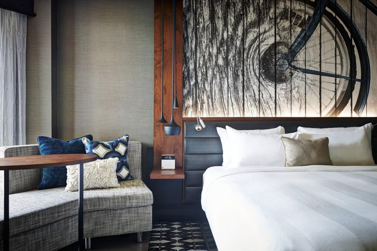 Готель Portland Marriott Downtown Waterfront Екстер'єр фото