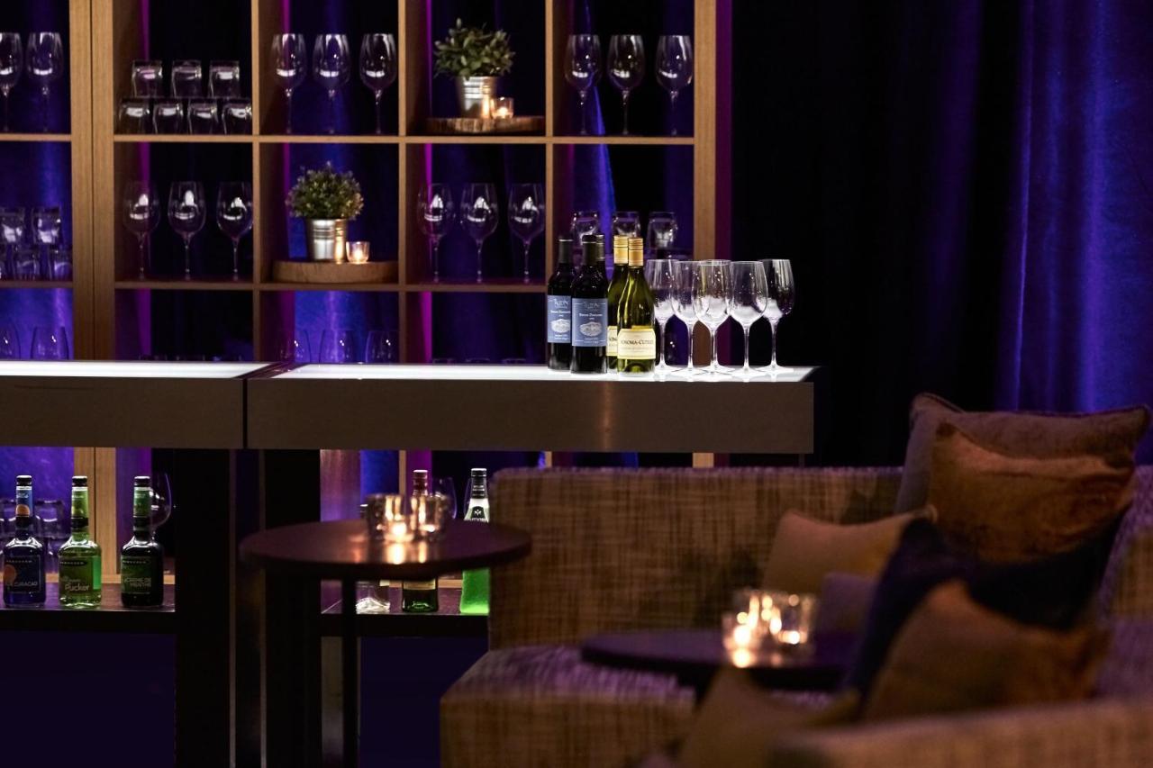 Готель Portland Marriott Downtown Waterfront Екстер'єр фото