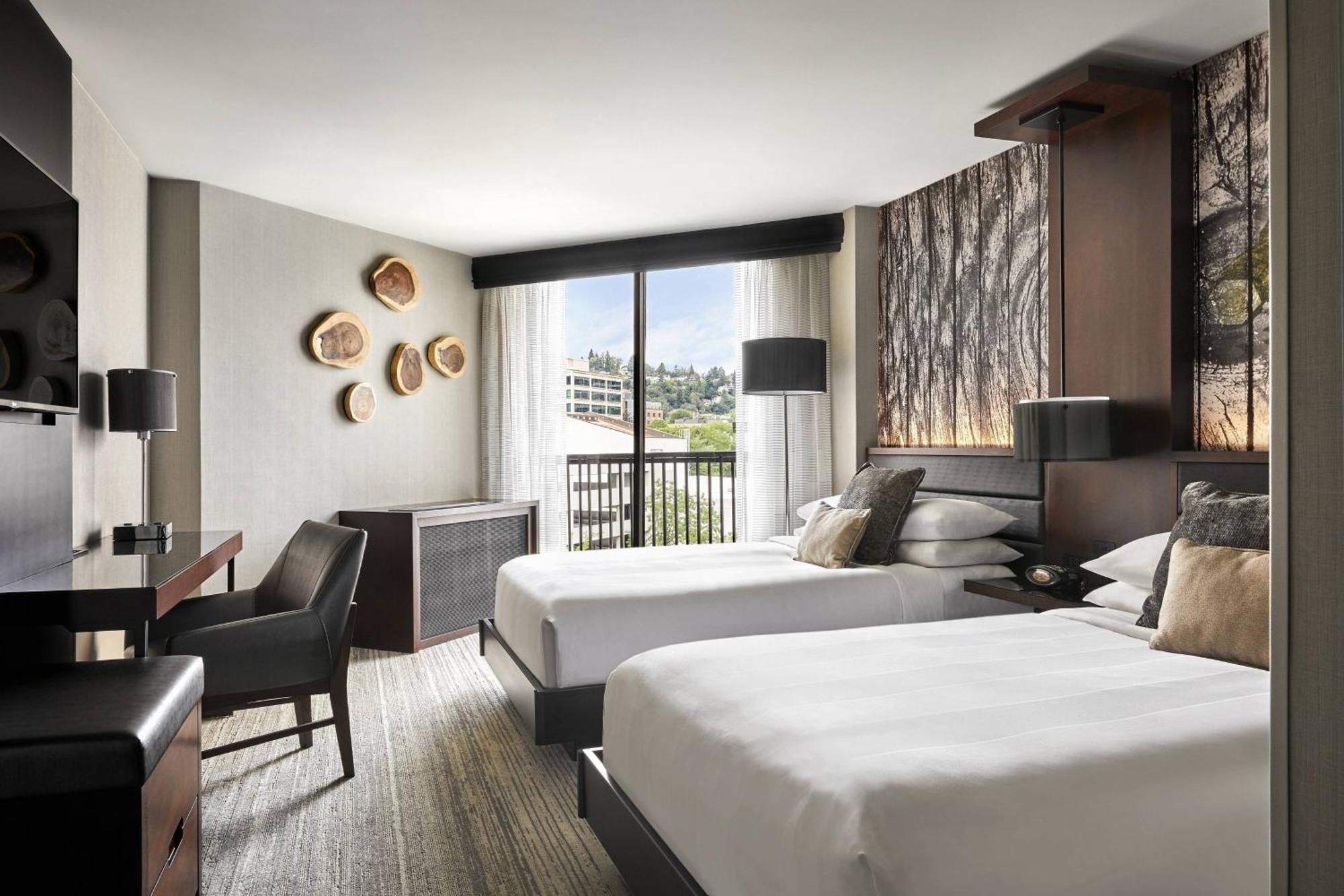 Готель Portland Marriott Downtown Waterfront Екстер'єр фото